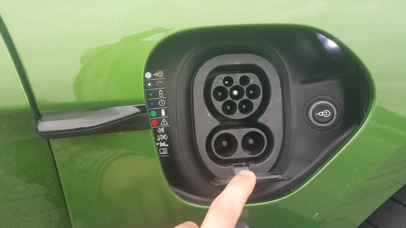 Illustration for article titled The Electric 2020 Porsche Taycan: What We Learned Over 400 Fast Miles